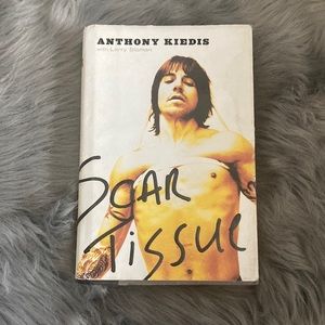 📚3/$25 Books Scar Tissue
